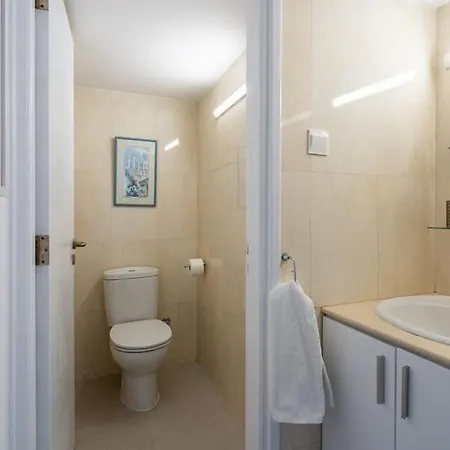 Oracle 2-bedroom In Apartment